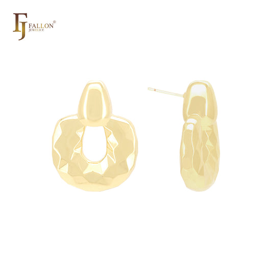 ロックと菱形のテクスチャーが施された振り子型の14Kゴールド、ローズゴールド、ホワイトゴールドのスタッドイヤリング