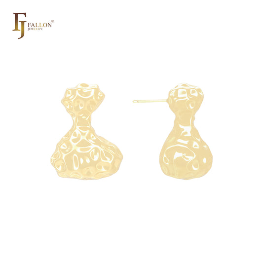 Pendientes de botón de oro de 14 quilates, oro rosa y oro blanco con textura de pepita irregular en forma de reloj de arena.