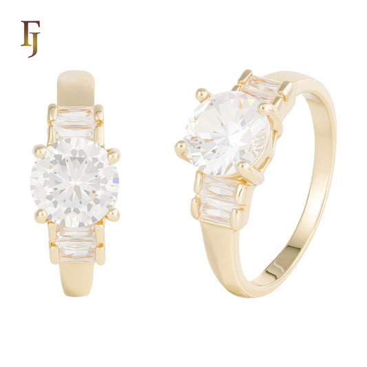 ソリティアの大きなラウンド ストーン リングの側面には、18K ゴールド、14K ゴールド メッキ色のエメラルド カット ストーンが付いています。