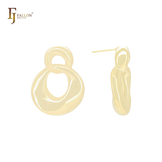 Pendientes de botón con forma de círculo de cinta torcida irregular en oro de 14 quilates, oro rosa y oro blanco.