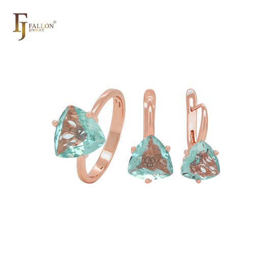 Conjunto de joias elegantes minimalistas de ouro rosa com zircônia cúbica e garras em verde-maçã e anéis