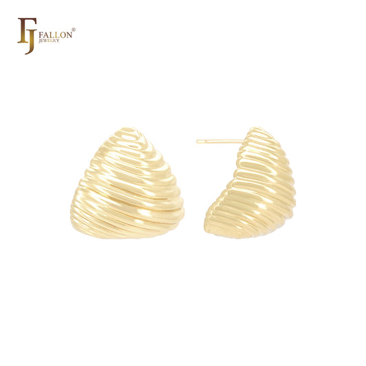 Aretes triangulares curvos en capas de oro de 14 quilates, oro rosa y oro blanco.