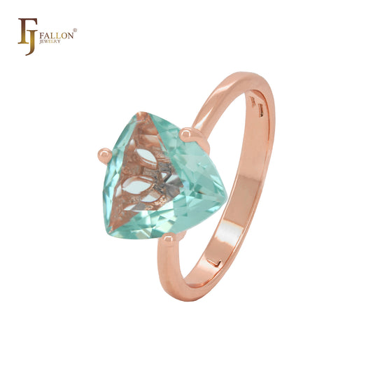 Anillos de compromiso minimalistas de oro rosa con circonitas cúbicas en verde manzana y garras solitarias.