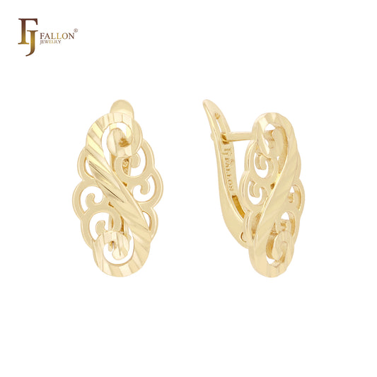 Pendientes de oro de 14 quilates con textura de ondas de nubes y filigrana