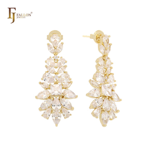 グレートクラスターホワイトCZスタッドイヤリング