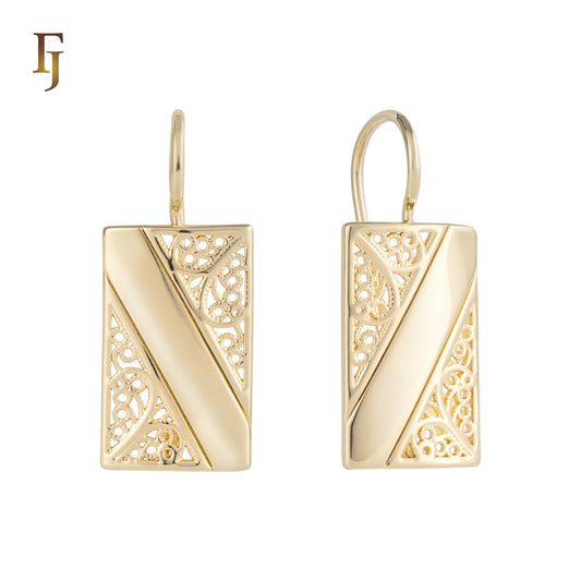Pendientes de gancho de alambre en Oro 14K, colores de baño de oro rosa.