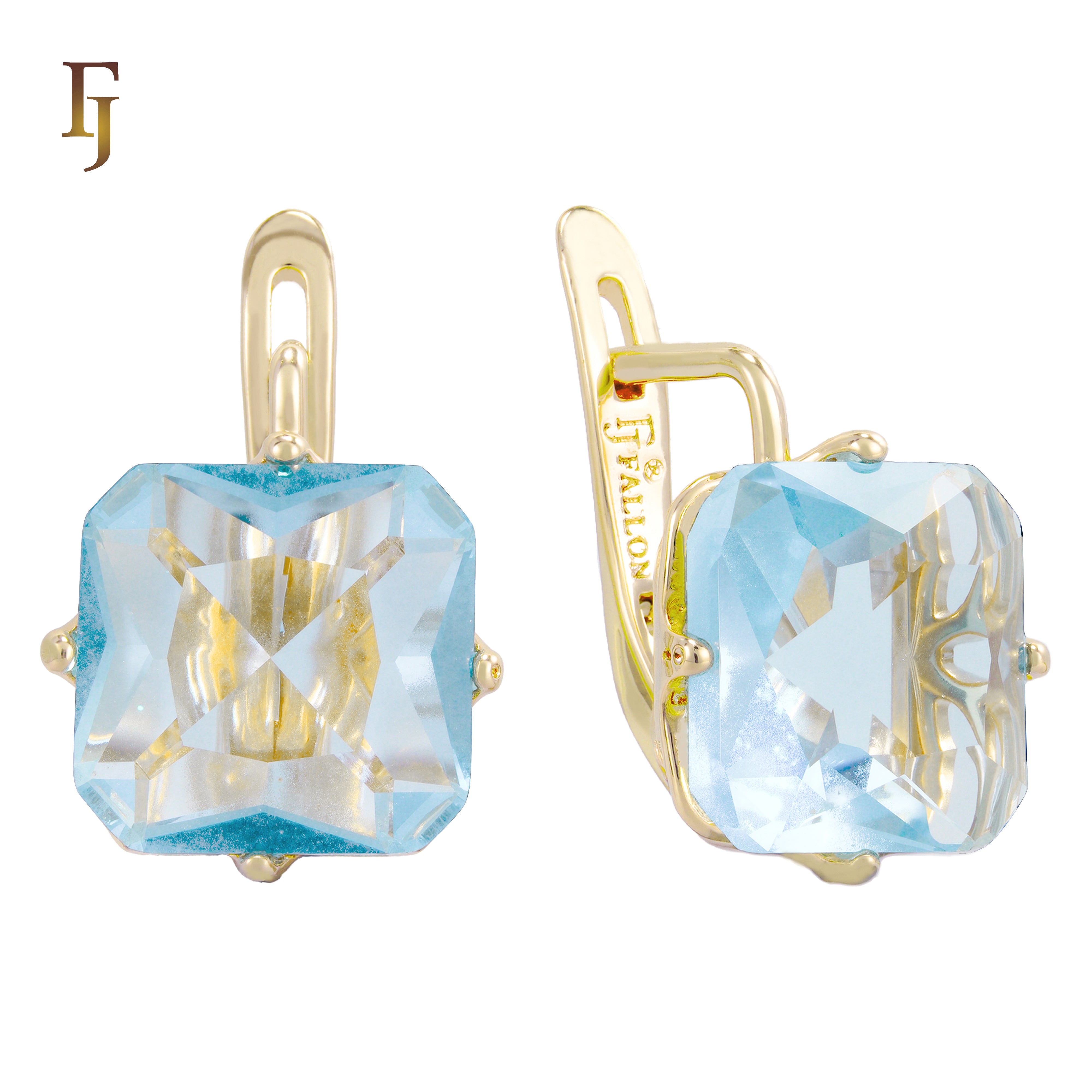 El tesoro de Ashlee: aretes de oro rosa de 14 quilates con circonitas cúbicas de colores y corte esmeralda en solitario.