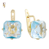 El tesoro de Ashlee: aretes de oro rosa de 14 quilates con circonitas cúbicas de colores y corte esmeralda en solitario.