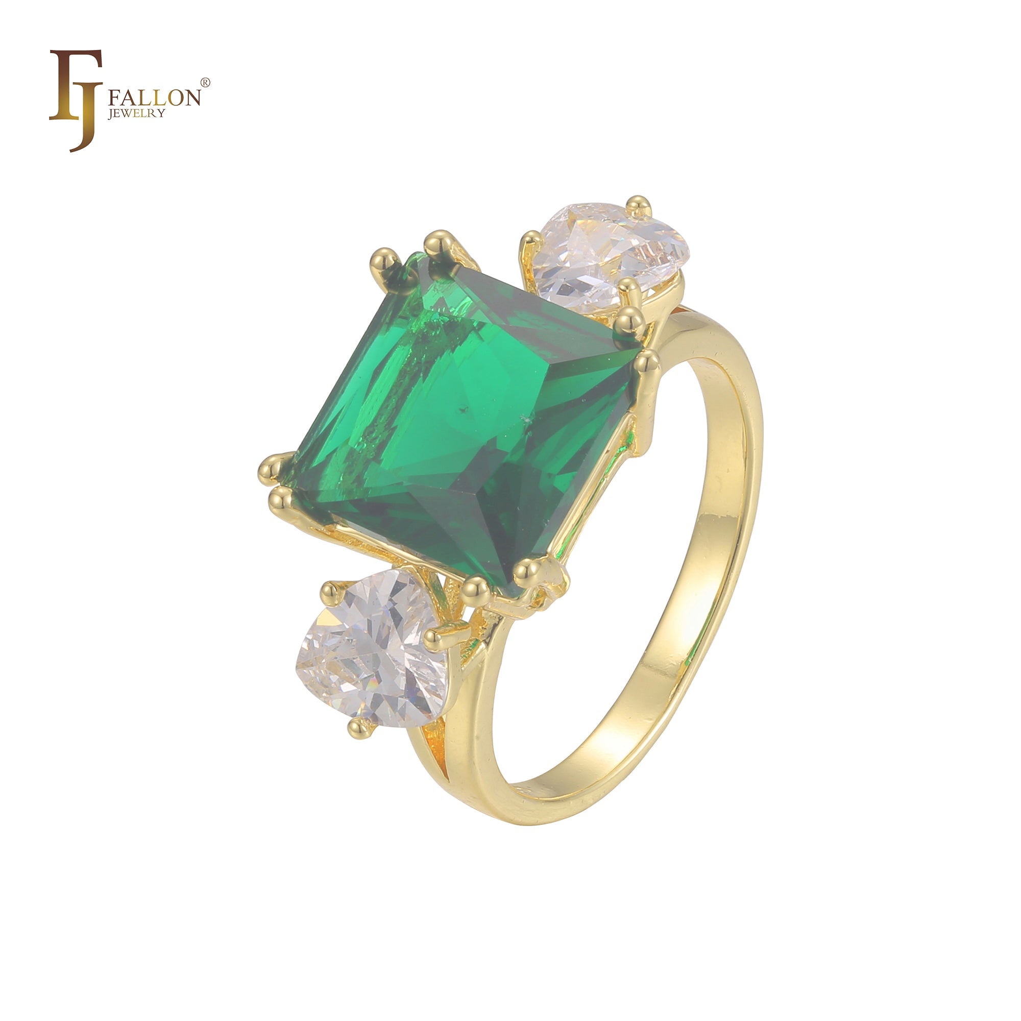 Anillo de compromiso en oro de 14 quilates con solitario de gran corte esmeralda y circonitas cúbicas coloridas en ambos lados, con dos circonitas blancas.