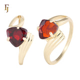 Anillos Solitario diseño triángulo piedra en colores baño Oro 18K, Oro Blanco, Oro 14K, Oro Rosa