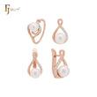 Conjunto de joyería minimalista en oro rosa de dos tonos con perla y circonitas blancas, anillos y colgante.
