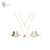 Collar de oro de 14 quilates con dos pájaros de circonitas blancas y negras