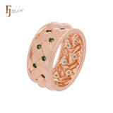 Anillos de boda anchos de oro rosa de 14 quilates con circonita cúbica verde esmeralda