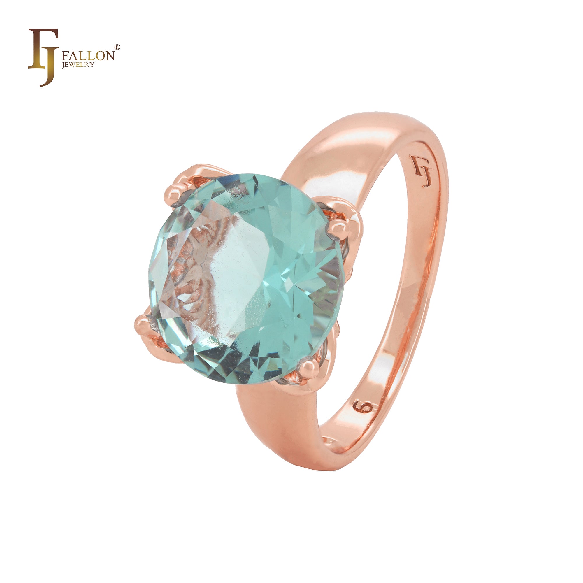 Anillos de compromiso de oro rosa con circonita cúbica verde manzana, elegantes y minimalistas, con solitario redondeado y garras.