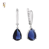 .Aretes de piedra en forma de lágrima en colores chapados en oro de 14 quilates, oro rosa y oro blanco.