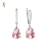 .Aretes de piedra en forma de lágrima en colores chapados en oro de 14 quilates, oro rosa y oro blanco.