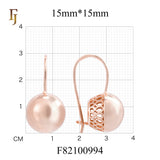 Pendientes de abalorios con gancho de alambre en Oro 14K, colores de baño de oro rosa.