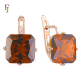 El tesoro de Ashlee: aretes de oro rosa de 14 quilates con circonitas cúbicas de colores y corte esmeralda en solitario.