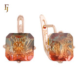 El tesoro de Ashlee: aretes de oro rosa de 14 quilates con circonitas cúbicas de colores y corte esmeralda en solitario.