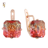 El tesoro de Ashlee: aretes de oro rosa de 14 quilates con circonitas cúbicas de colores y corte esmeralda en solitario.