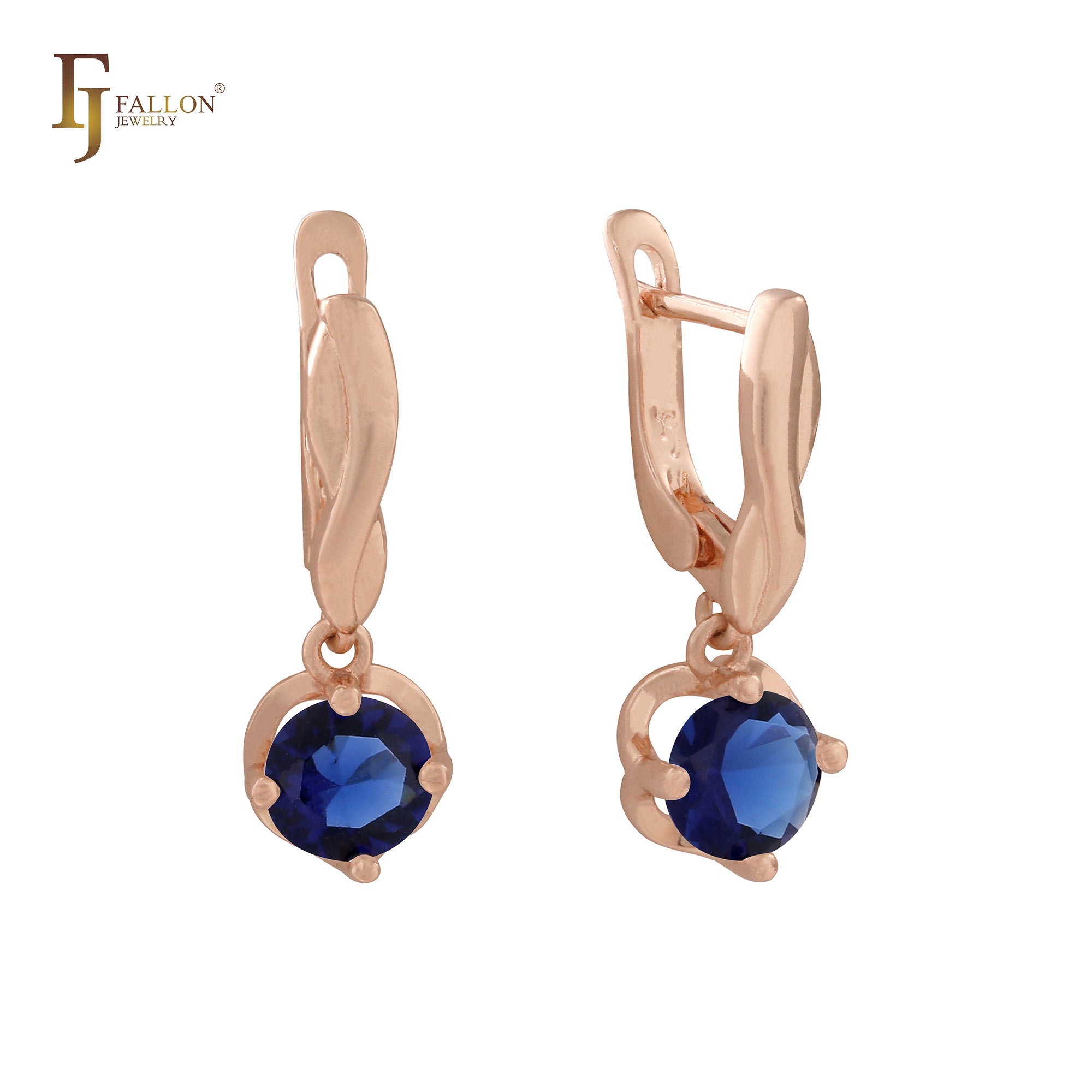 Aretes colgantes de oro rosa con solitario
