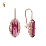 Pendientes simples de oro rosa con gancho de alambre de CZ rojo ovalado grande