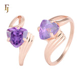 Anillos Solitario diseño triángulo piedra en colores baño Oro 18K, Oro Blanco, Oro 14K, Oro Rosa
