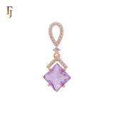 Hängender Anhänger in Rautenform mit seeblauen Zirkonia und weißem Zirkoniaband aus Roségold