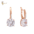 Pendientes de clip bicolor en oro rosa con circonitas cúbicas grandes, redondeadas y coloridas, y circonitas blancas.