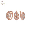 Conjunto de joyas de oro rosa de dos tonos con filigrana de alambre ovalado texturizado con circonitas blancas y anillos