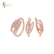 Conjunto de joyas de oro rosa de dos tonos con mil filas de circonitas blancas paralelas y anillos