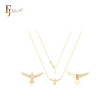 Collar de oro rosa de 14 quilates con águila en vuelo y circonitas blancas