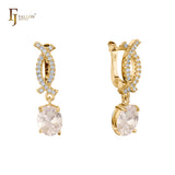 Pendientes de oro de 14 quilates, oro de 18 quilates, oro rosa y oro blanco con solitario de circonitas pavimentadas de doble C.