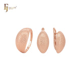 Conjunto de joyería de moda en oro rosa con textura de puntos redondeados ovalados y anillos