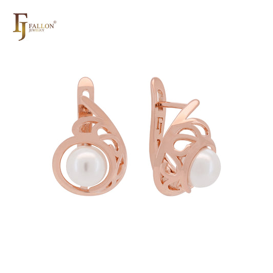 Brincos de pressão elegantes em ouro rosa com pérolas e garras redondas