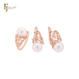 Conjunto de joyas de oro rosa con perlas y filigrana fructífera y anillos