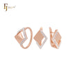 Conjunto de joyas de oro rosa en dos tonos con doble rombo de circonitas blancas y anillos