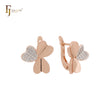 Pendientes de clip bicolor en oro rosa con tres corazones, flor de trébol y circonitas blancas