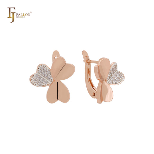 Pendientes de clip bicolor en oro rosa con tres corazones, flor de trébol y circonitas blancas