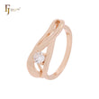 Anillos de moda de oro rosa con circonita cúbica blanca y cinta retorcida