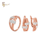 Conjunto de joias bicolor com zircônias cúbicas geométricas brancas e ouro rosa com anéis