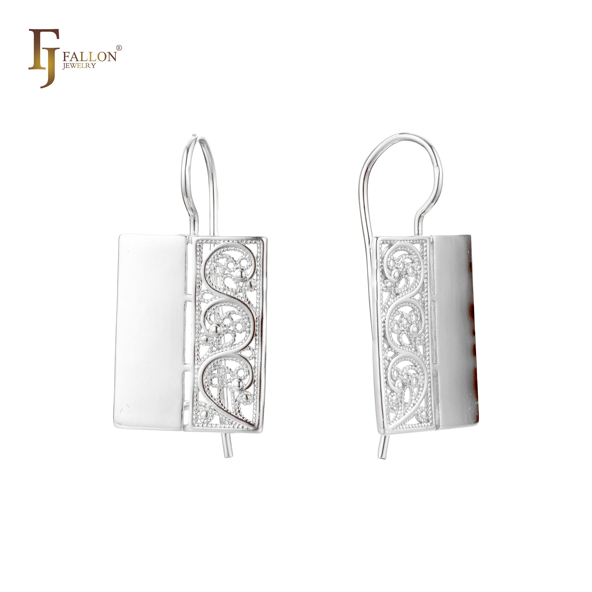 Pendientes de gancho de alambre en Oro 14K, colores de baño de oro rosa.