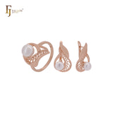Gran conjunto de joyas de oro rosa con perlas en garras de filigrana y anillos