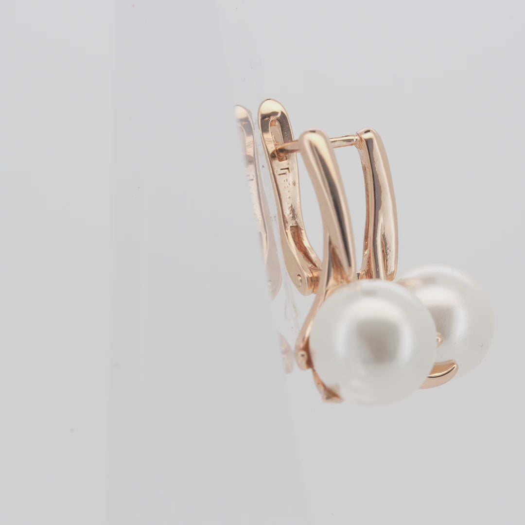 .Pearl earrings in 14K Gold, White Gold, Rose Gold plating colors