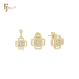 Pequeño conjunto de joyas de oro de 14 quilates con circonitas blancas en forma de trébol, colgante y pendientes tipo botón.