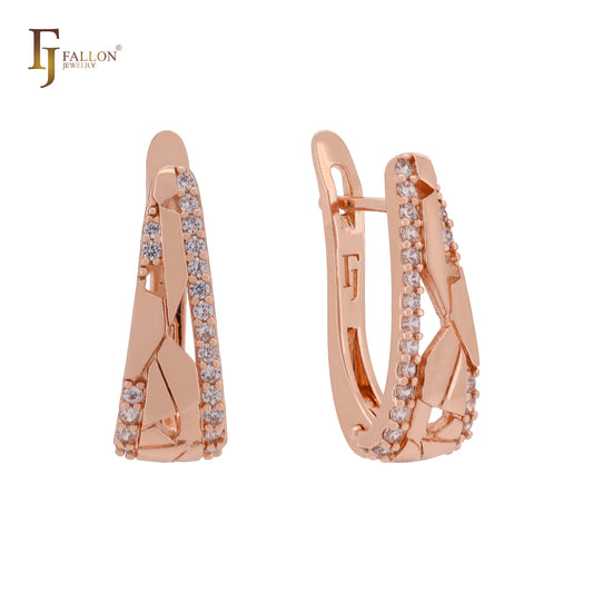 Pendientes de clip de oro rosa con circonitas blancas y diseño de piezas rotas