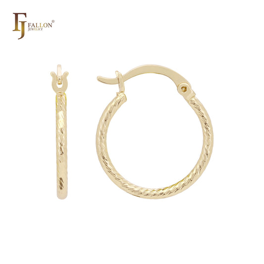 Aros con textura de cuerda en oro de 14 quilates, oro rosa y oro blanco.