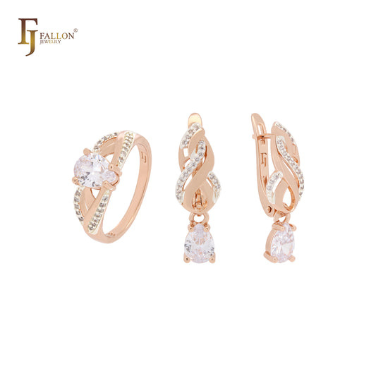 Conjunto de joyas de oro rosa con anillos y solitario en forma de pera con circonitas blancas pavimentadas.
