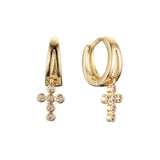 Aretes de cruz en racimo Huggie en oro de 14K, baño de oro rosa en colores