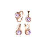 Conjunto de joyería con colgante y anillos chapados en oro blanco con halo de circonitas cúbicas de gran tamaño y forma redonda.